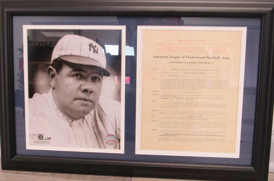 Babe Ruth 8x10 Replica Contract Photo Display